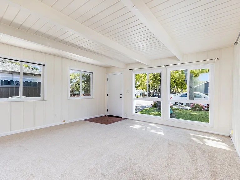 1808 Roosevelt Ave — Photo 8