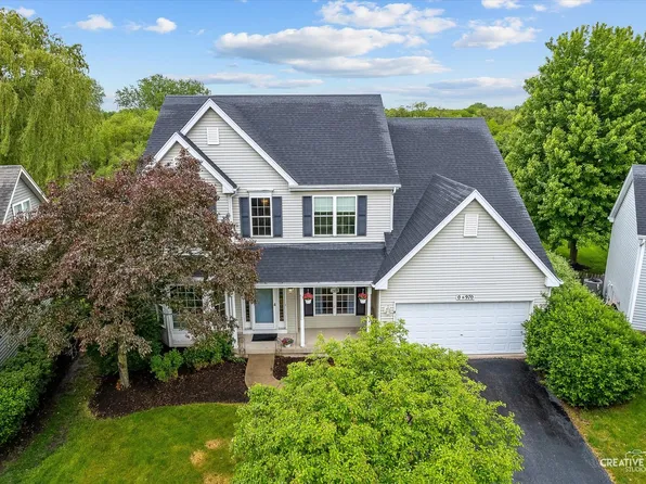 S970 Newton Sq, Geneva, IL 60134