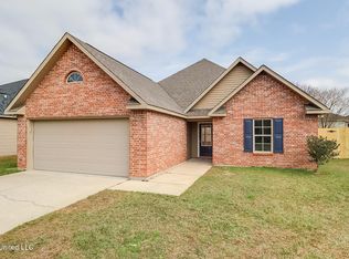 15216 Clemson Ave, Gulfport, MS 39503