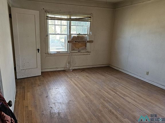 5th image of 1201 N Lea Ave