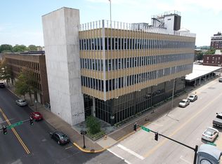 101 SE 3rd St APT 4D, Evansville, IN 47708