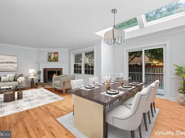 6261 Masefield Ct, Alexandria, VA 22304