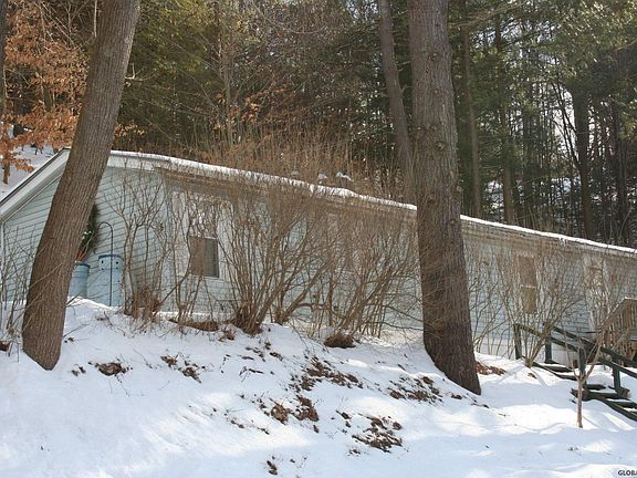 3rd image of 884 E River Dr