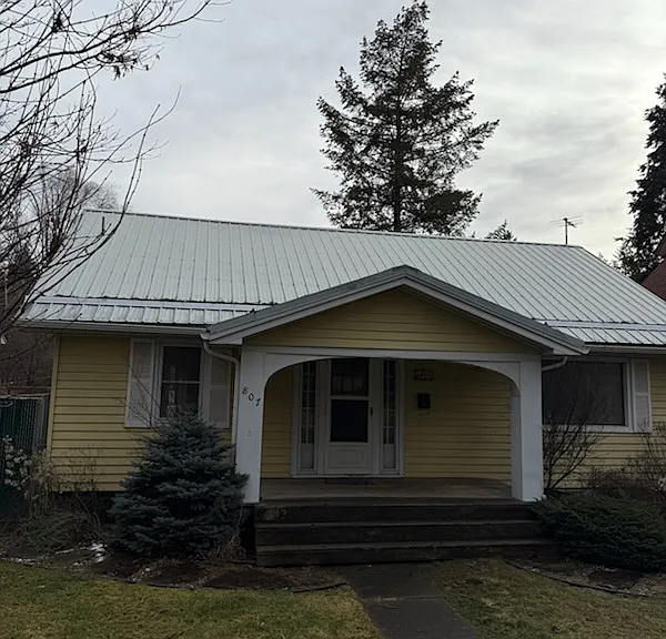 807 S Fiske St — Photo 1