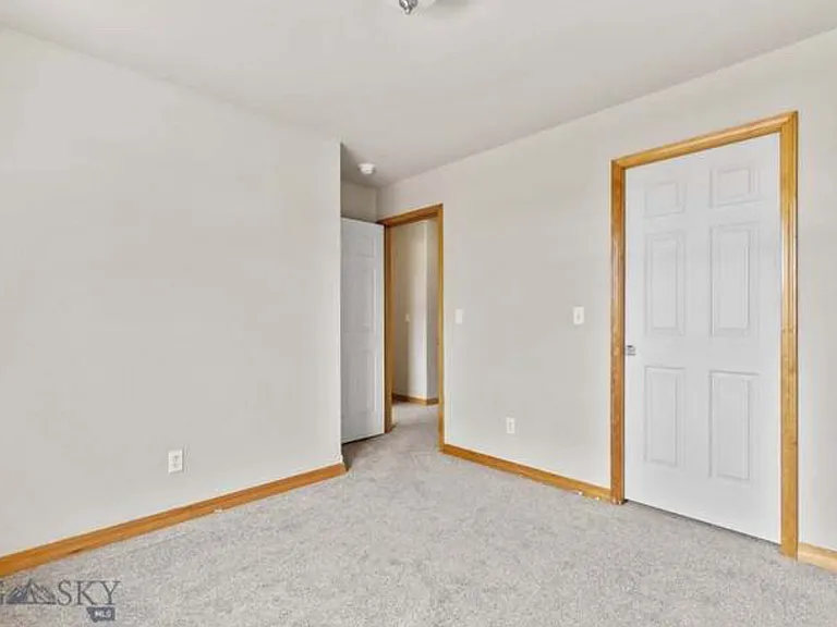 2953 N 27th Ave #15 — Photo 18