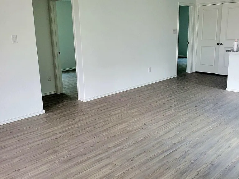 7102 Satellite Dr — Photo 6