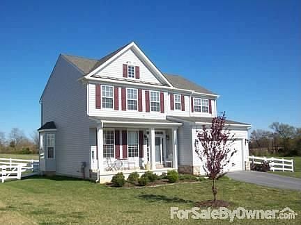 1st image of 805 Hampshire Dr