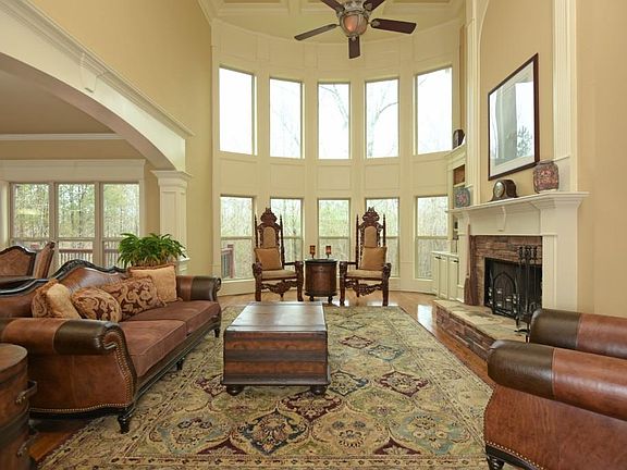 5th image of 7270 River Walk Dr