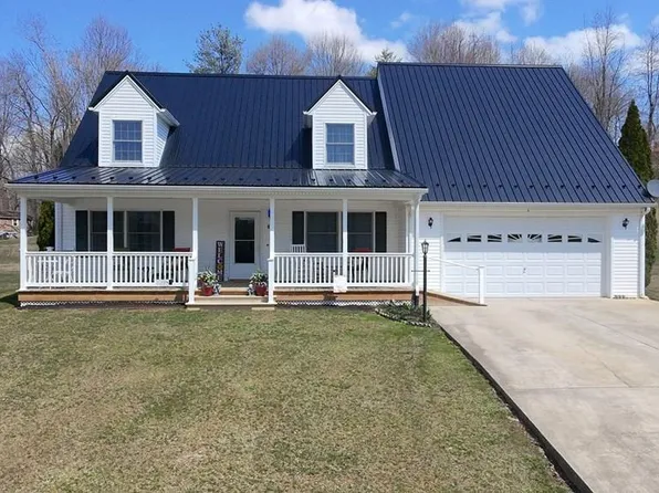 139 Brooke St, Chilhowie, VA 24319