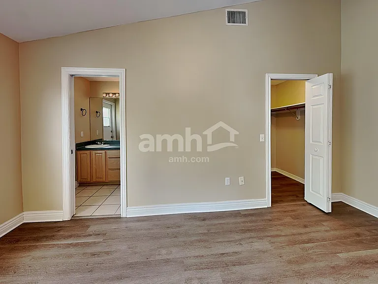 6785 Bermuda Ave — Photo 8