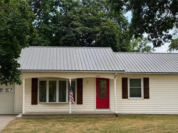 509 W 32nd St, Higginsville, MO 64037