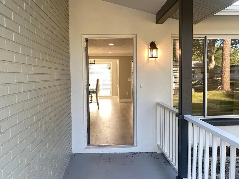 11552 Oval Dr E — Photo 4