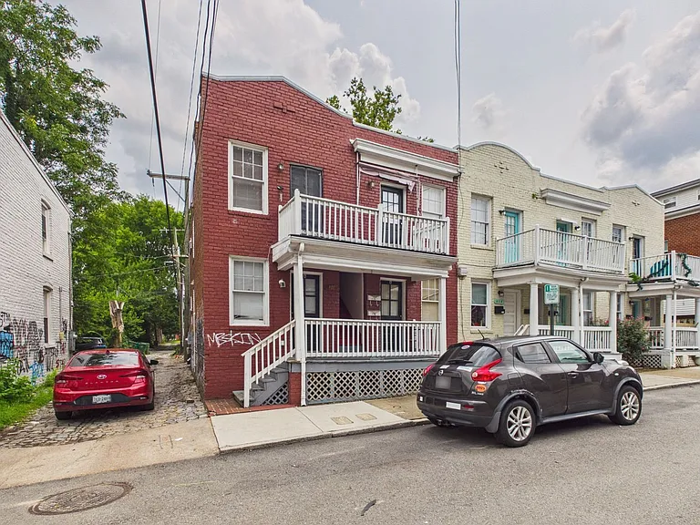 411 Gilmer St #B — Photo 4