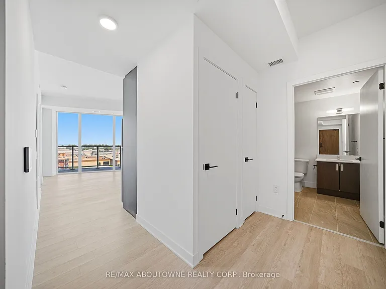 2782 Barton St E #516 — Photo 6