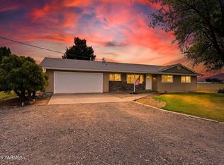710 Schooley Rd, Zillah, WA 98953