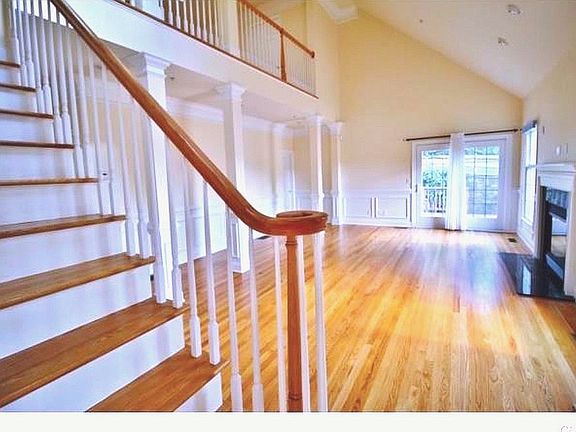 LR with slider to Deck