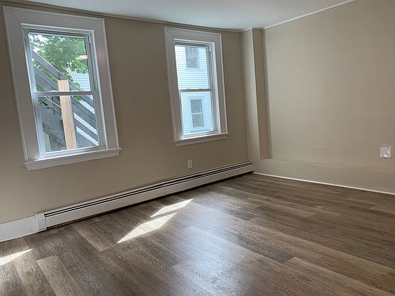 5th image of 23-25 Brown St APT 104
