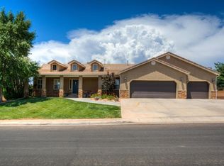 851 E Majestic Dr, Washington, UT 84780
