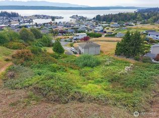 38063 Fawn Rd NE, Hansville, WA 98340