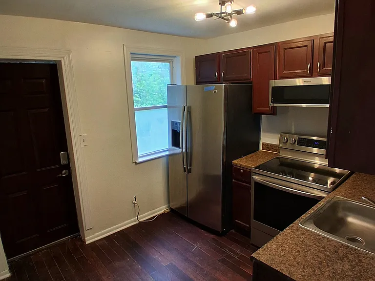 519 Cherry Hill Rd — Photo 7