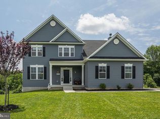 1119 Rochester Ct, Westminster, MD 21157