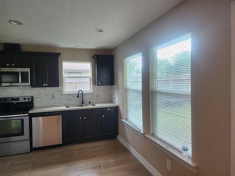 10115 Mill Shadow Dr — Photo 3