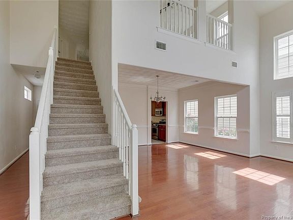 3rd image of 2043 Queens Point Dr #116