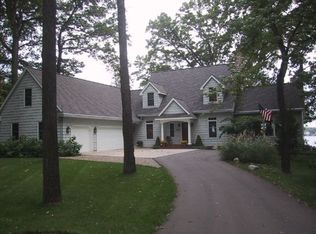 6965 Wildermere Dr NE, Rockford, MI 49341