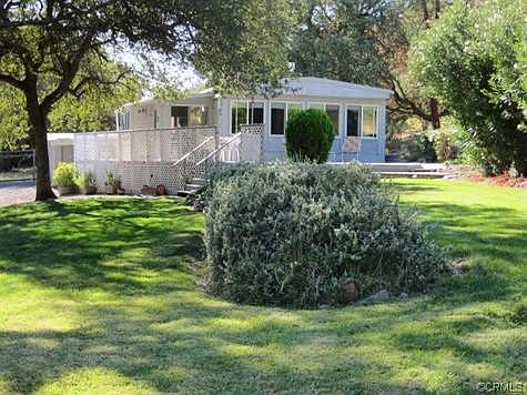 View of the house from the yard