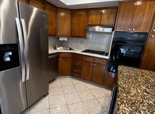 701 Hollywood Ave #2, Bronx, NY 10465