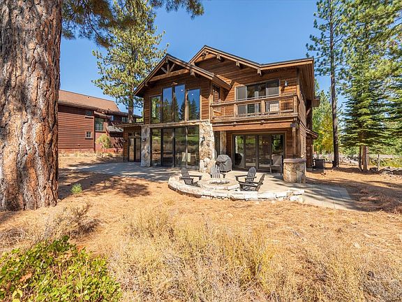3rd image of 9372 Heartwood Dr