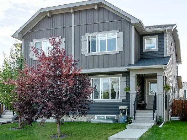 7 N Emberside Holw, Cochrane, AB T4C 2L6