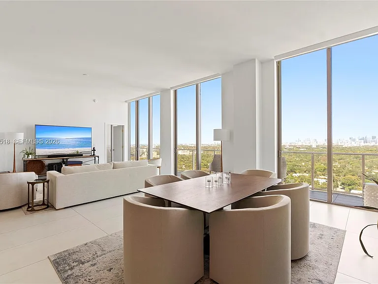2678 Tigertail Ave #Penthouse 4 — Photo 10