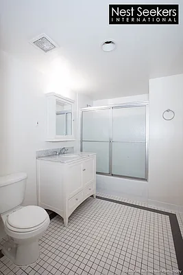 Rented by Nest Seekers International | media 12