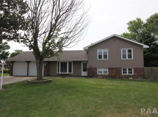 5620 W Chippewa Ct, Peoria, IL
