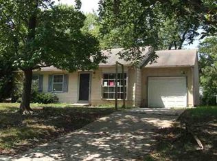 2809 SW Hillcrest Rd, Topeka, KS 66614