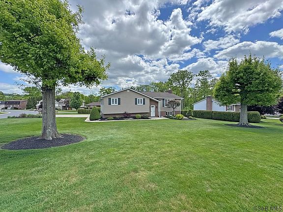 3rd image of 146 Leffler Dr