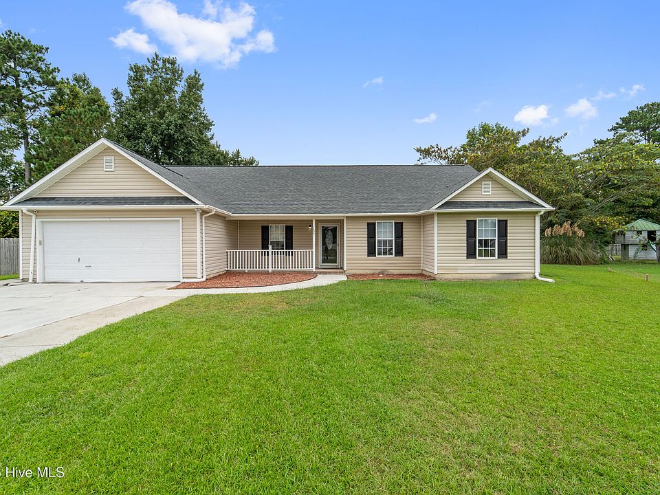 1st image of 206 N Stephanie Court
