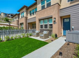 1025 Hazel Dr, Ladera Ranch, CA 92694