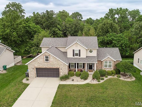3rd image of 60 Josiah Ln