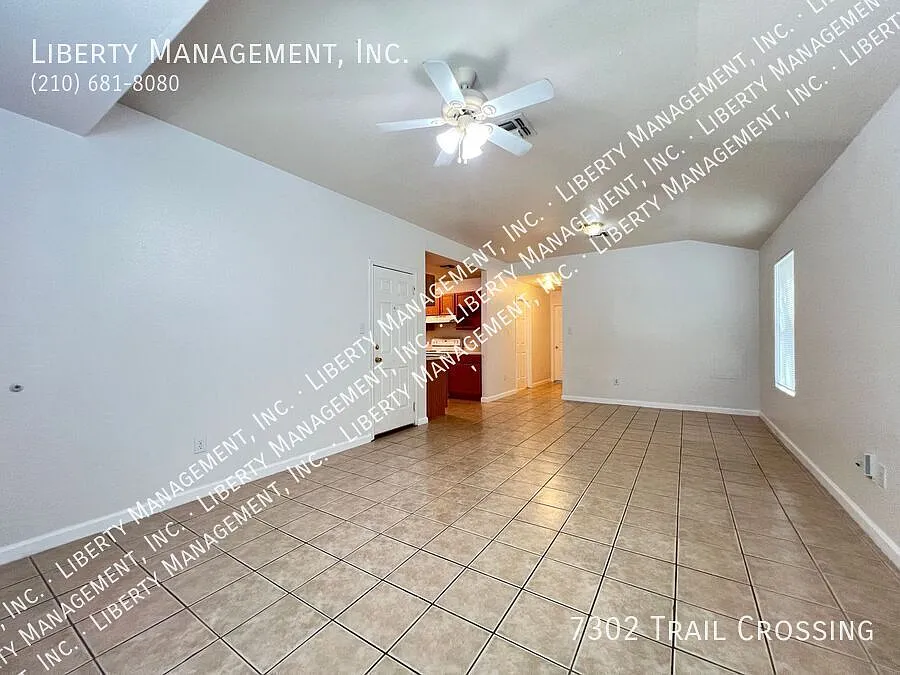 2 Bedroom, 2 Bath with No Carpet — Photo 2