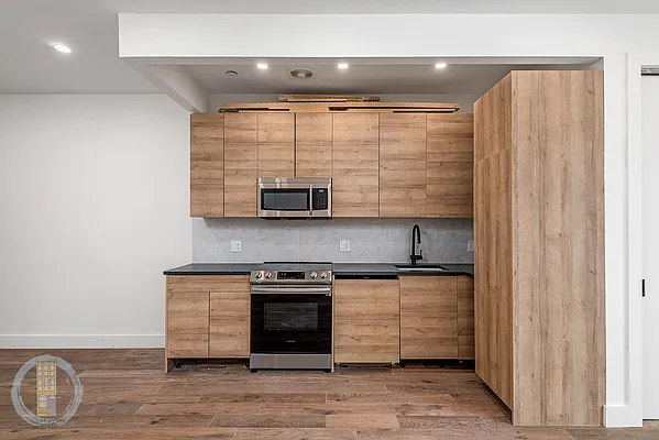 Rented by Brooklyn Rentals NYC | media 12