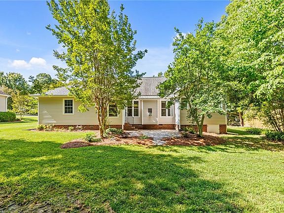 4th image of 507 Maclean Dr