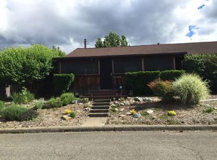 92 3rd Ave, Lewiston, CA 96052