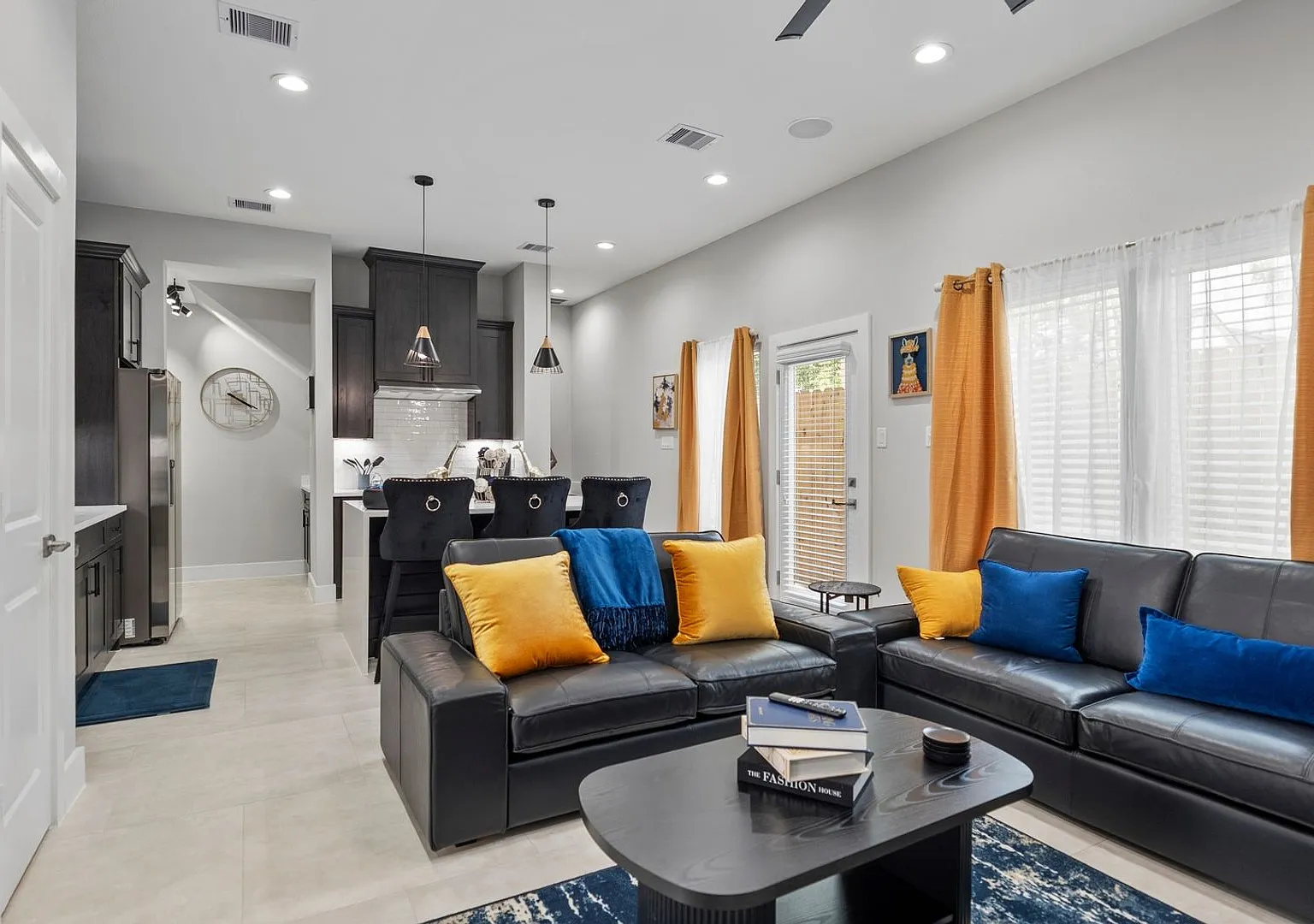 Fully Furnished 3BR/2.5BA Home in a Gated Houston Community | Pet-Friendly | Available Now — Photo 3