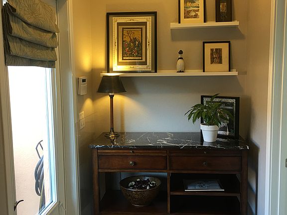 1st floor rear entry-way