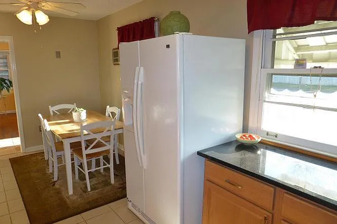 3212 Campbell Dr — Photo 5