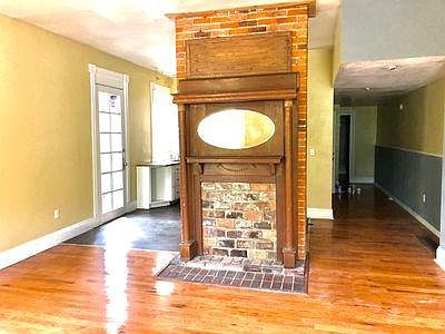 1st Fl Living Rm