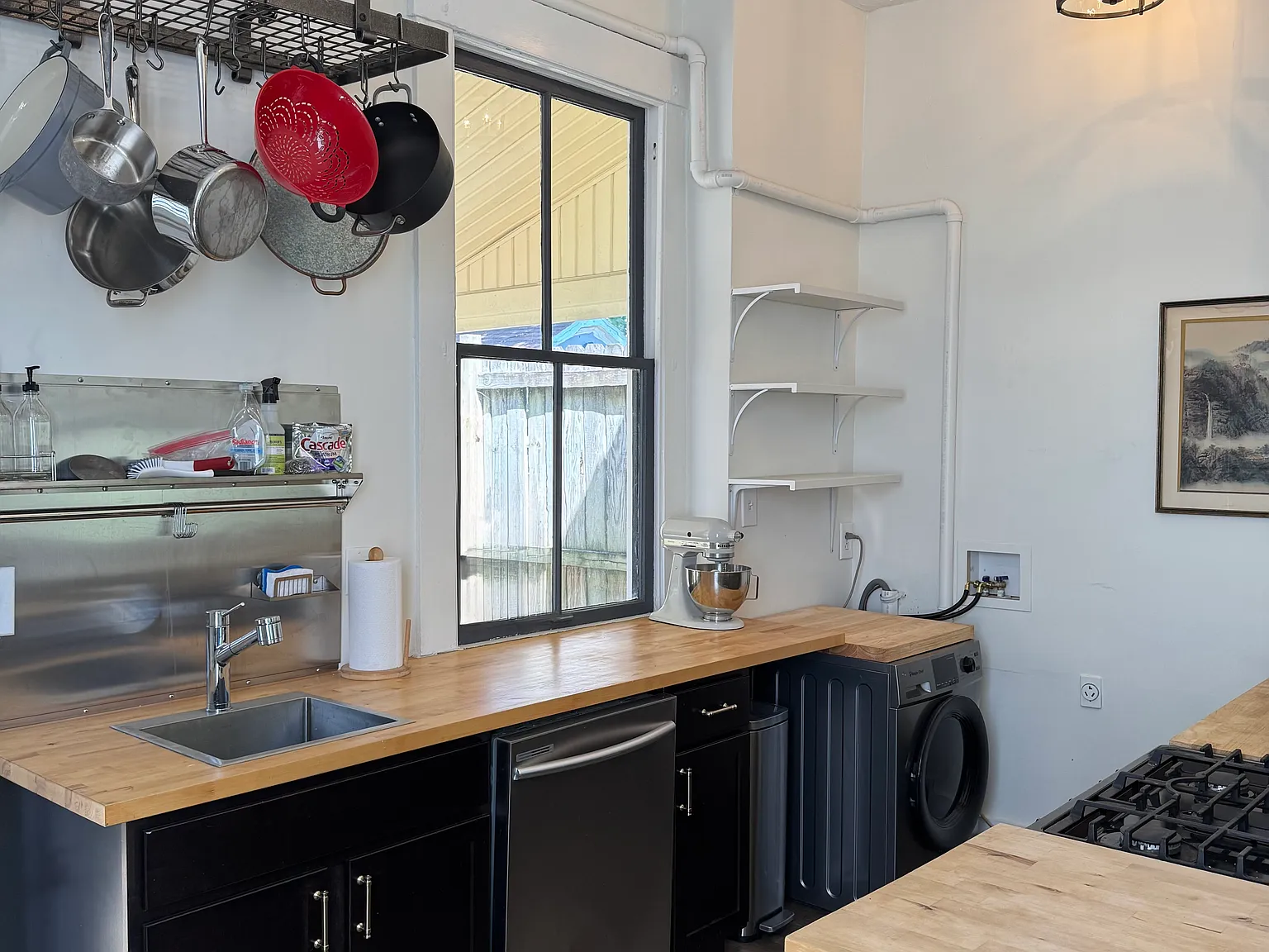 1 bed, 738 sqft, $1,450 — Photo 2