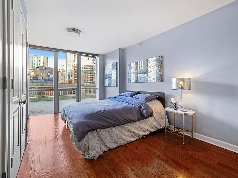 625 N Dearborn St #960 — Photo 5